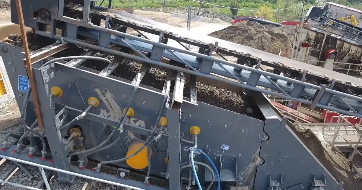 double deck vibrating screen