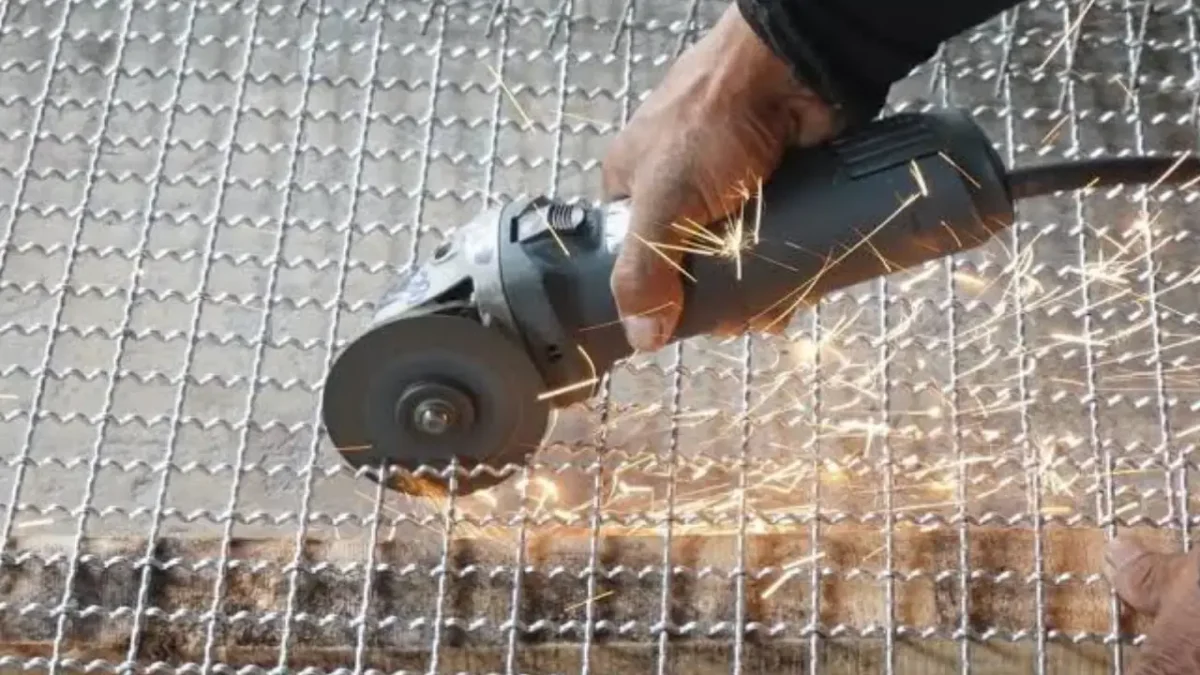 when to cut wire mesh