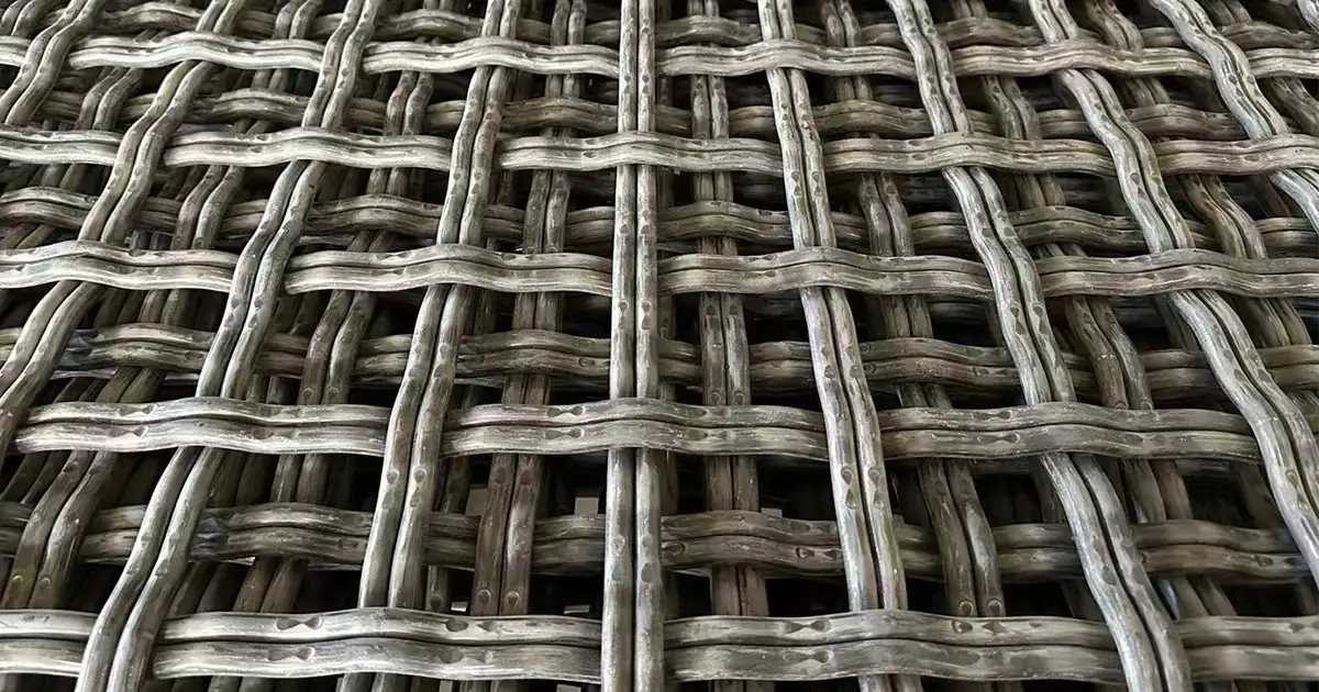 what are woven wire screens