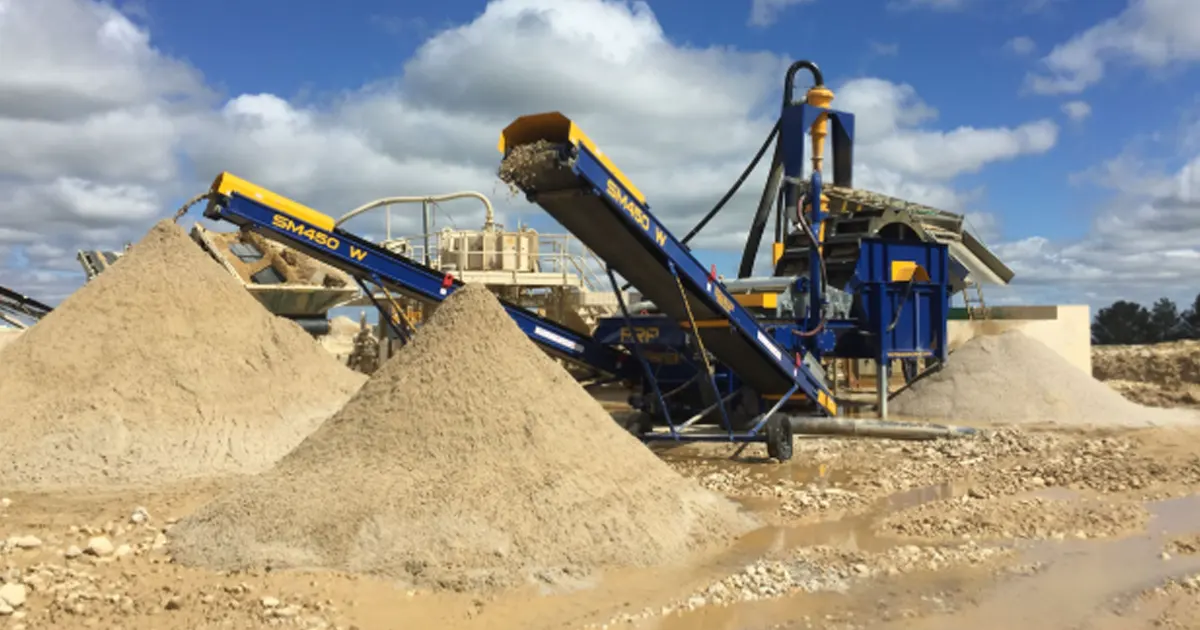 sand screening how to choose the right screen media