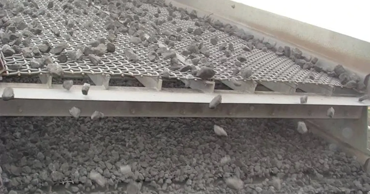 screening in aggregate processing plant