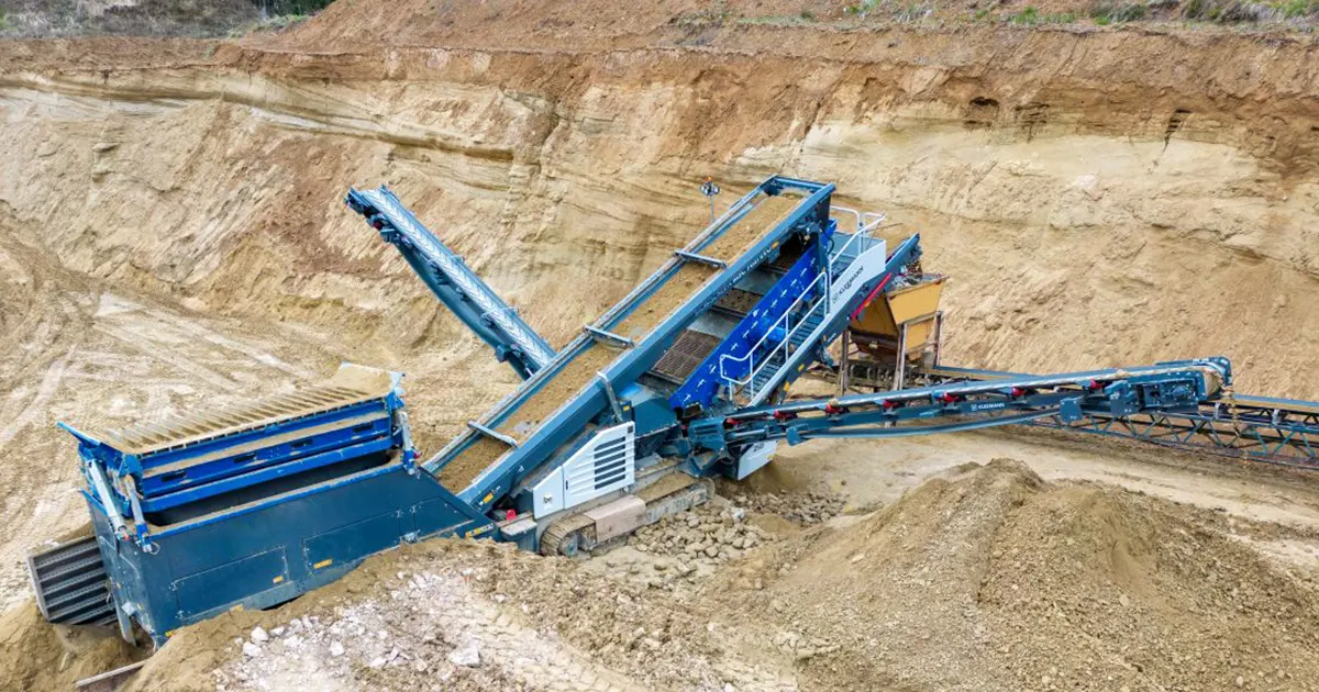 what materials can vibrating screens process