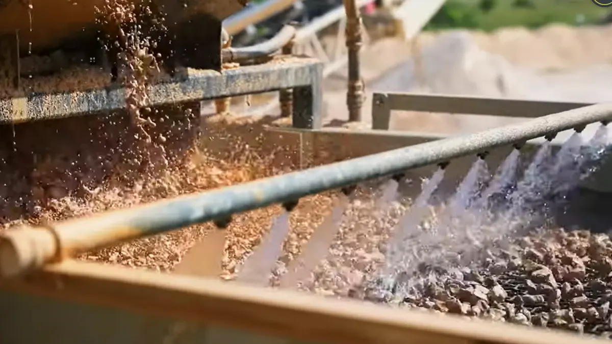 wet material screening
