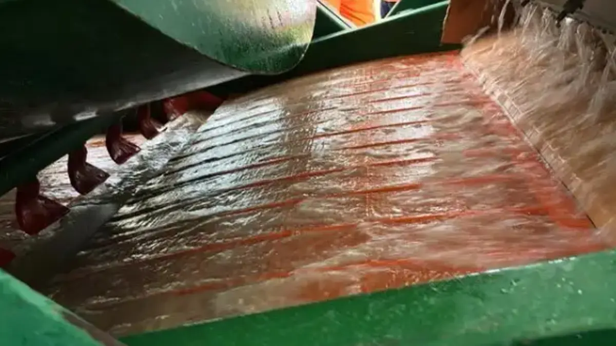 silica sand screening