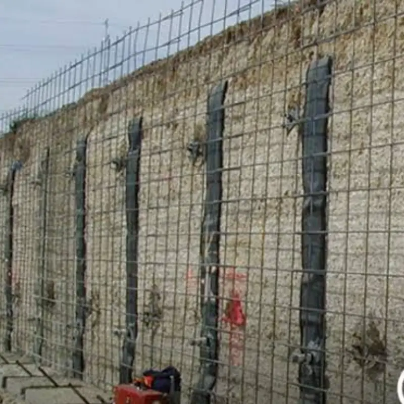 using wire mesh in concrete